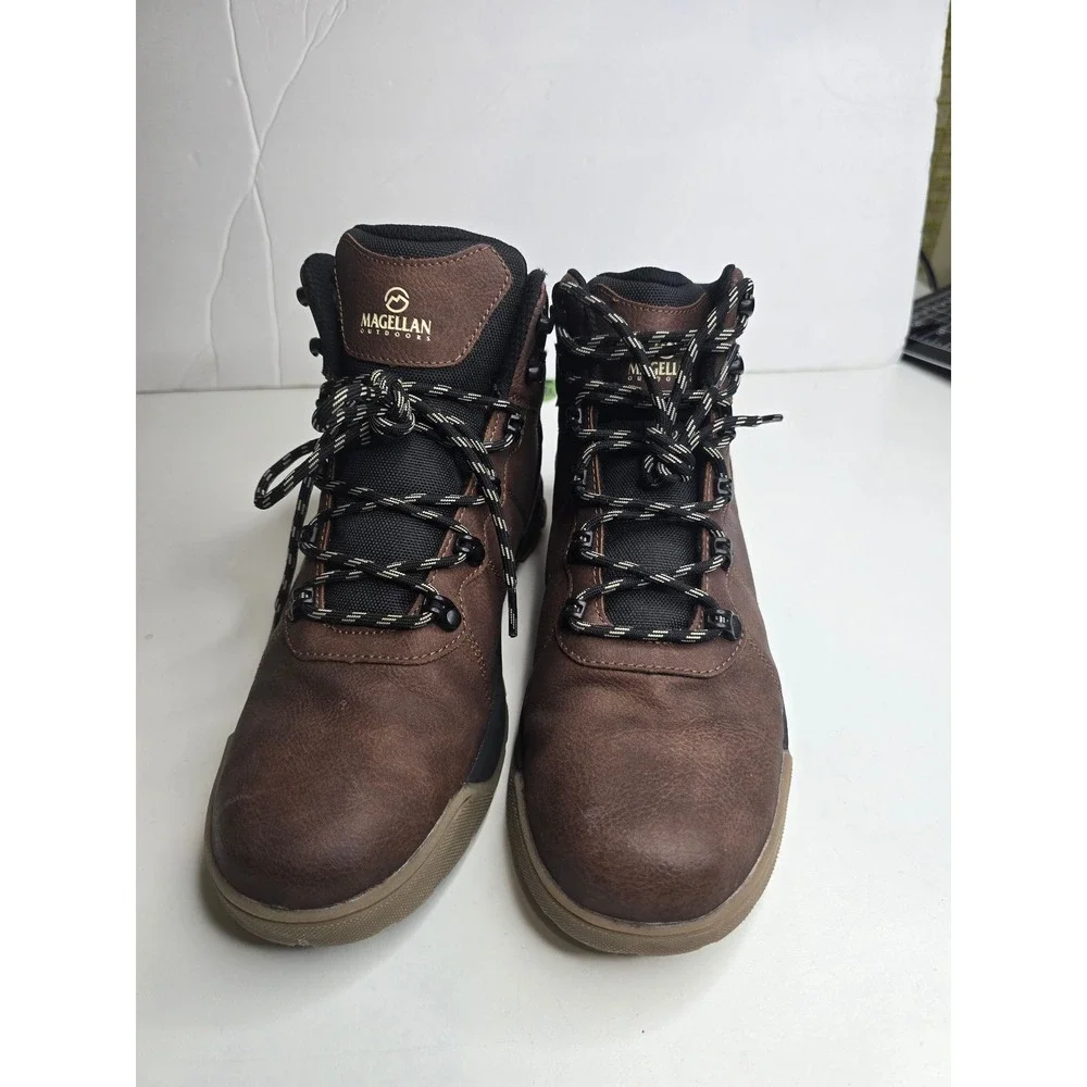 Magellan Outdoors Hiking Boots Mens 8.5 Brown Faux Leather Trail Gorpcore Rugged